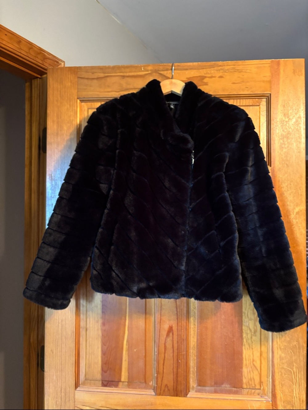 White House Black Market Black Faux Fur Teddy Jacket